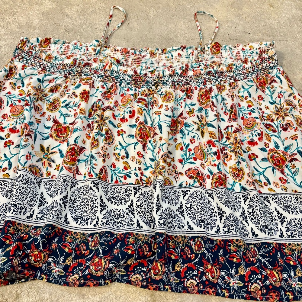 Maurices Mixed Print Blue & White Smocked Swing Camisole Tank Size 2X - Picture 8 of 12